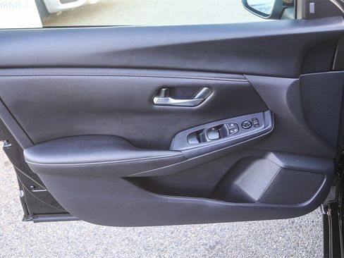 Used 2024 Nissan Sentra SV image 20