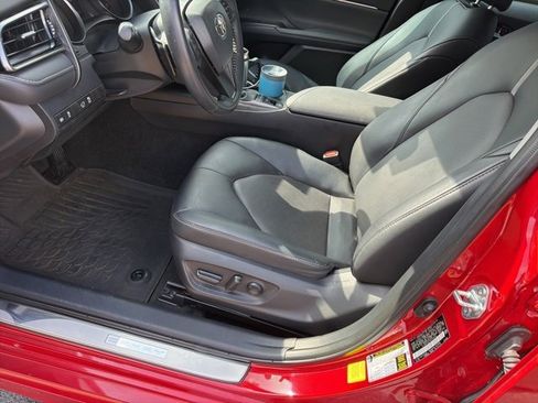 Used 2023 Toyota Camry XSE image 2