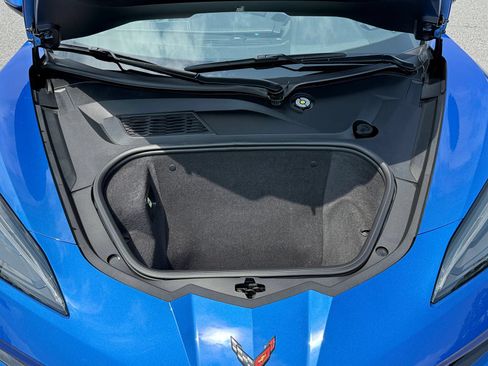 Used 2020 Chevrolet Corvette Stingray Coupe w/ Battery Protection Package RWD image 9