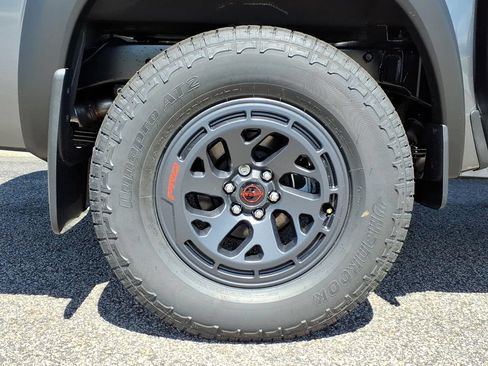 New 2026 Nissan Frontier PRO-4X w/ Tow Package AWD/4WD image 8