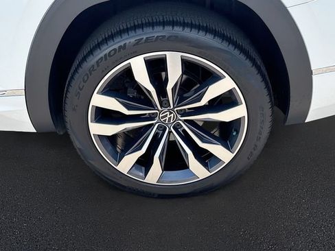 Used 2021 Volkswagen Atlas SEL R-Line AWD/4WD image 34