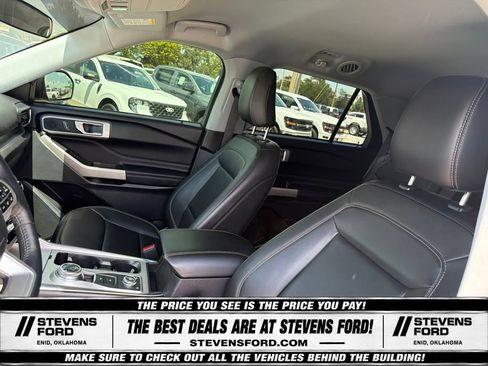 Used 2023 Ford Explorer XLT w/ Equipment Group 202A AWD/4WD image 16