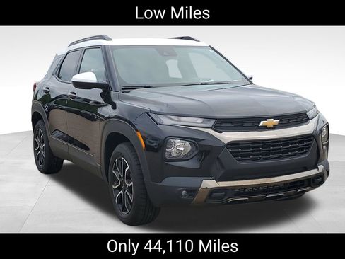 Certified 2022 Chevrolet TrailBlazer ACTIV w/ Technology Package AWD/4WD image 2