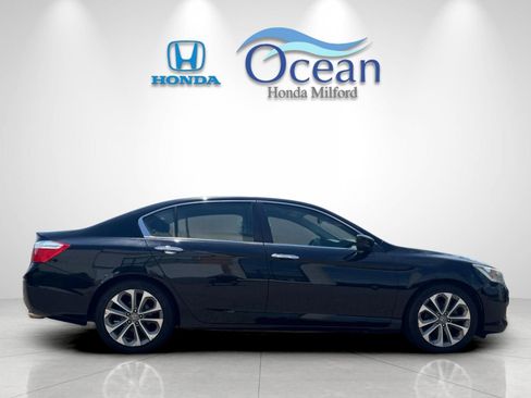 Used 2013 Honda Accord Sport image 2