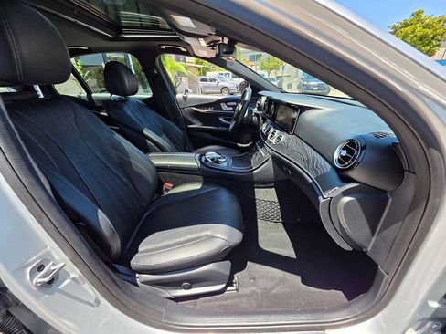 Used 2019 Mercedes-Benz E 300 image 17