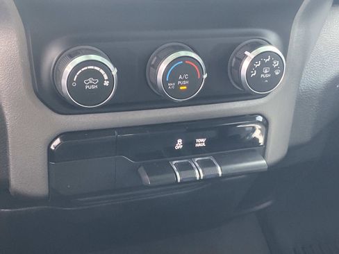 Used 2019 RAM 1500 Big Horn image 20