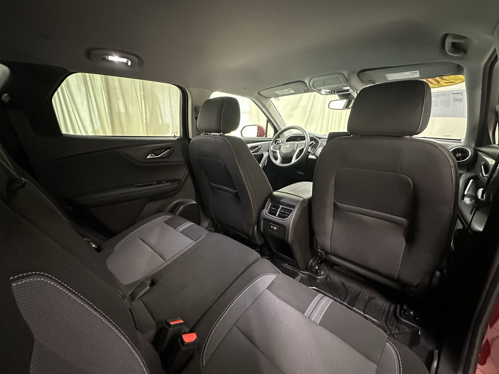 Certified 2025 Chevrolet Blazer LT w/ Convenience Package FWD image 19