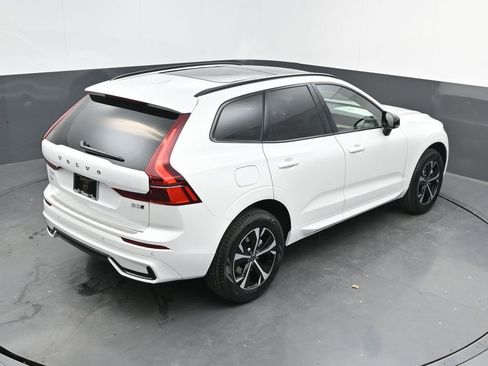 New 2026 Volvo XC60 B5 Core w/ Climate Package image 27