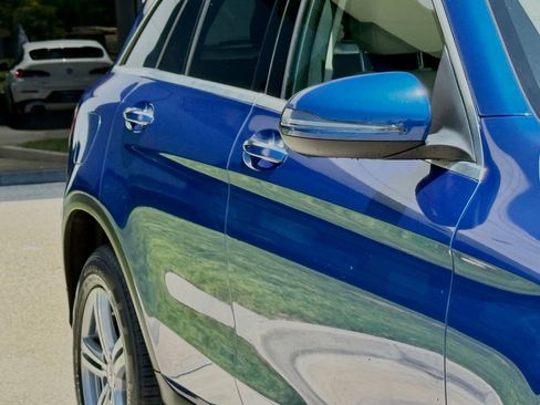 Used 2022 Mercedes-Benz GLC 300 image 9