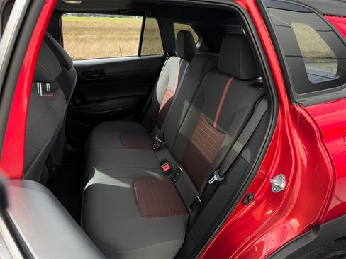 Certified 2025 Toyota Corolla Cross AWD Hybrid w/ Moonroof Package image 25