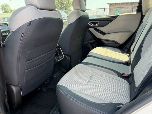 Used 2020 Subaru Forester Premium AWD/4WD image 14