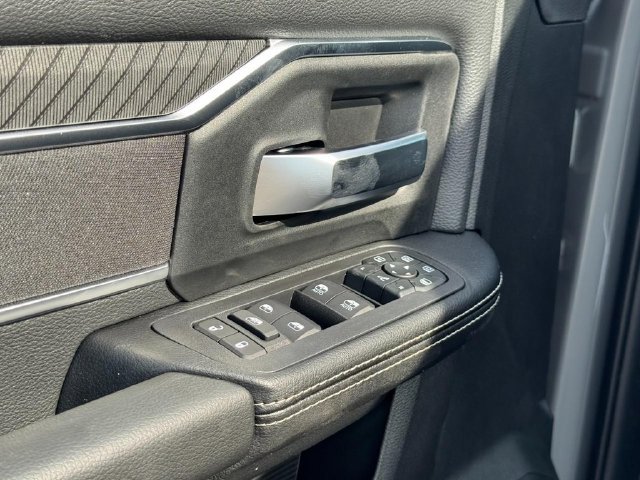 New 2027 RAM 3500 Big Horn AWD/4WD image 19