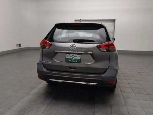 Used 2019 Nissan Rogue S FWD image 7