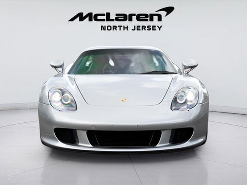 Used 2005 Porsche Carrera GT RWD image 3