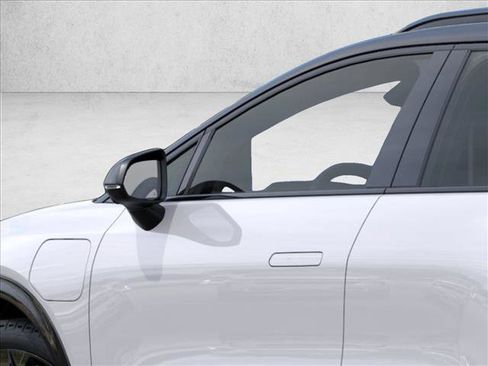 New 2025 Chevrolet Equinox EV RS w/ Active Safety Package 3 AWD/4WD image 12