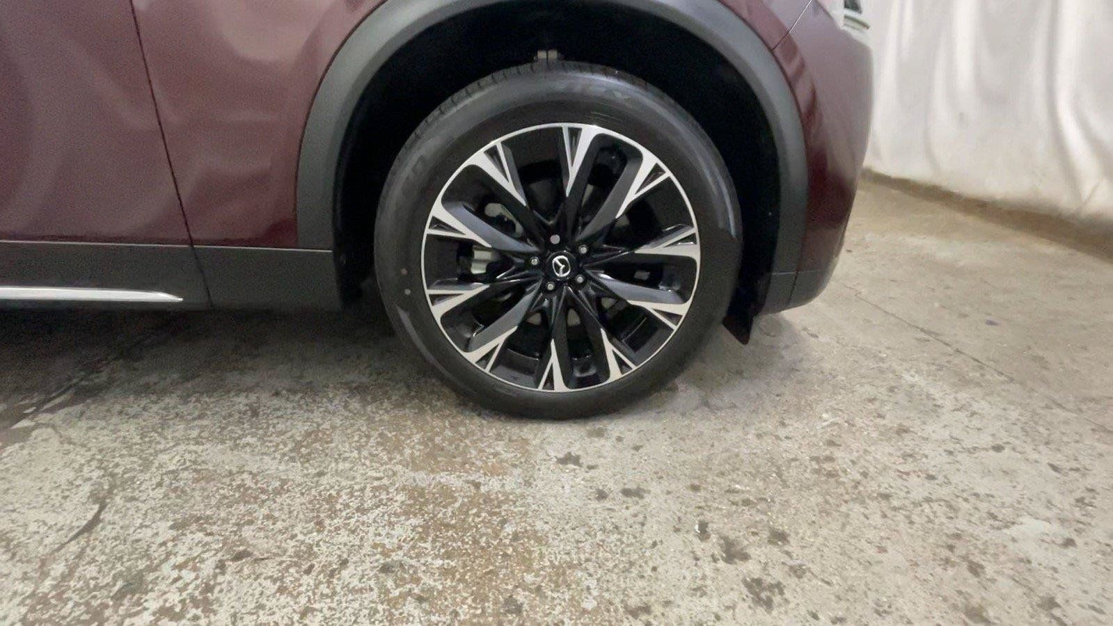 Used 2025 MAZDA CX-90 Plug-In Hybrid w/ Premium Plus AWD/4WD image 16