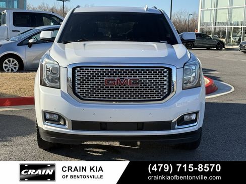Used 2016 GMC Yukon Denali w/ Open Road Package image 2