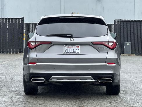 Certified 2025 Acura MDX FWD w/ Technology Package image 4