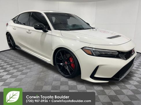 Used 2025 Honda Civic Type R image 1