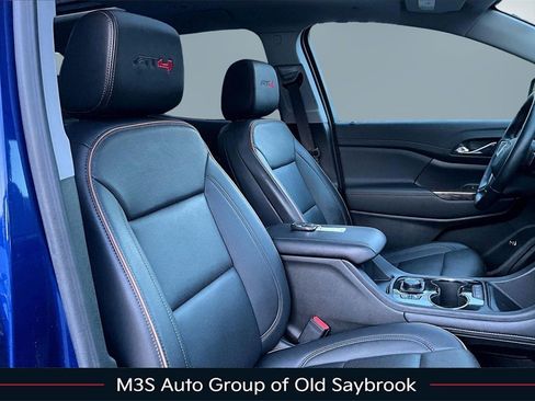 Used 2023 GMC Acadia AT4 w/ Technology Package image 30