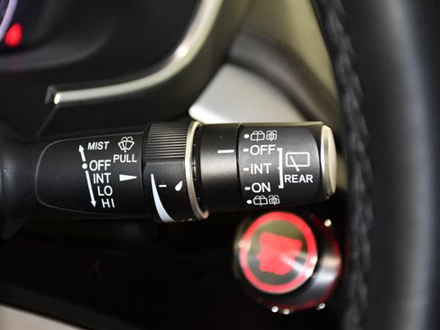 Certified 2025 Acura MDX SH-AWD image 23