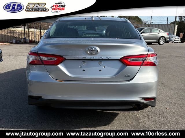 Used 2019 Toyota Camry LE FWD image 5