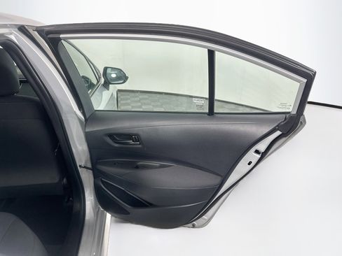 Used 2024 Toyota Corolla LE FWD image 29