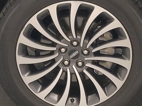 Used 2020 Lincoln Aviator Reserve w/ Equipment Group 201A image 31