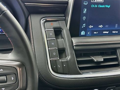 Used 2024 Chevrolet Tahoe RST w/ Luxury Package AWD/4WD image 17