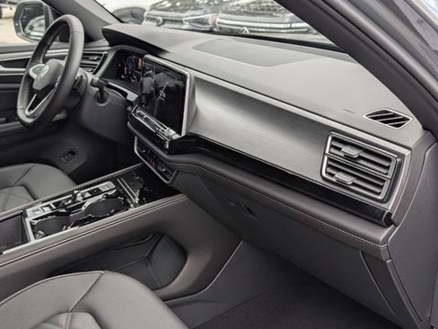 New 2026 Volkswagen Atlas Cross Sport SE AWD/4WD image 13