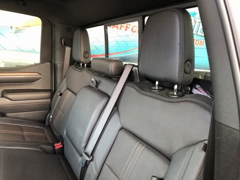 Certified 2024 Chevrolet Silverado 1500 High Country image 9