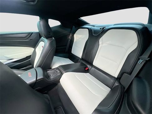 Used 2022 Chevrolet Camaro SS image 25