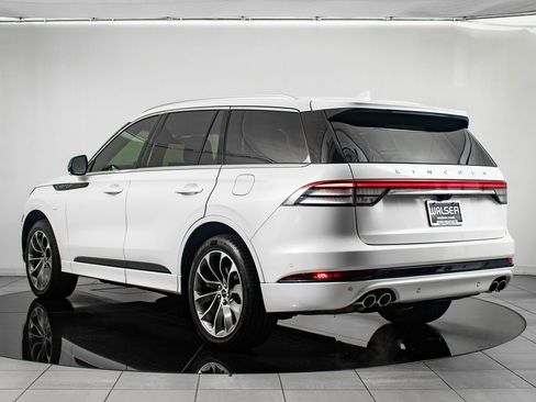 Used 2022 Lincoln Aviator Grand Touring w/ Equipment Group 301A image 6