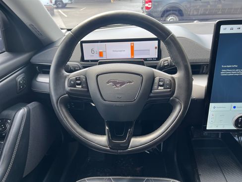 Used 2021 Ford Mustang Mach-E Select w/ Comfort/Technology Package AWD/4WD image 9