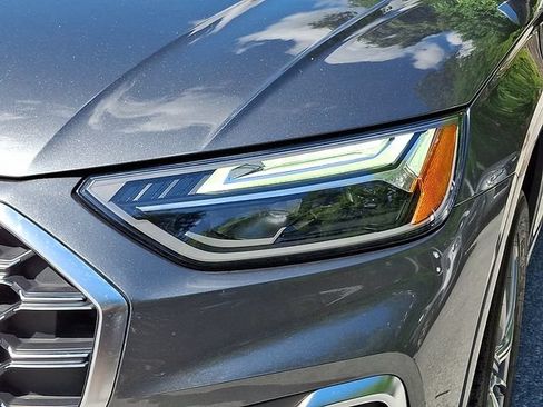 Certified 2023 Audi SQ5 Premium Plus w/ Premium Plus Package AWD/4WD image 9