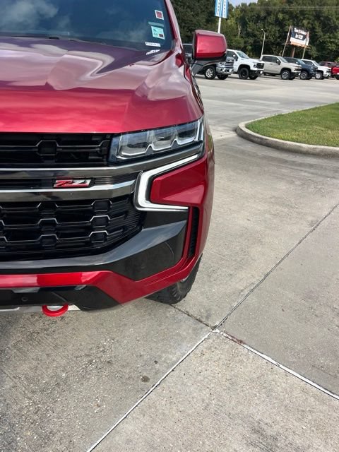 Used 2021 Chevrolet Tahoe Z71 w/ Z71 Off-Road Package AWD/4WD image 13