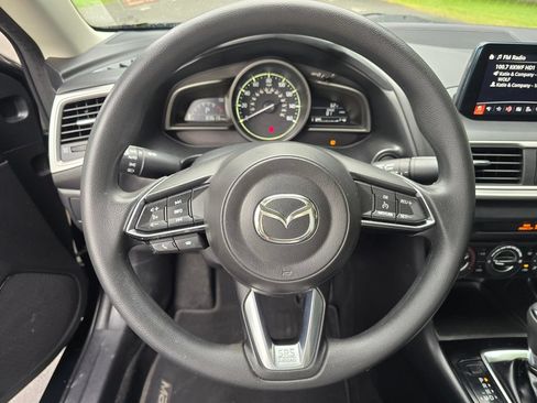 Used 2018 MAZDA MAZDA3 Sport w/ Preferred Equipment Package FWD image 23