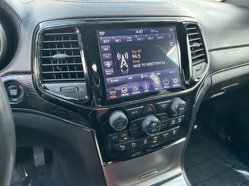 Used 2020 Jeep Grand Cherokee High Altitude image 16