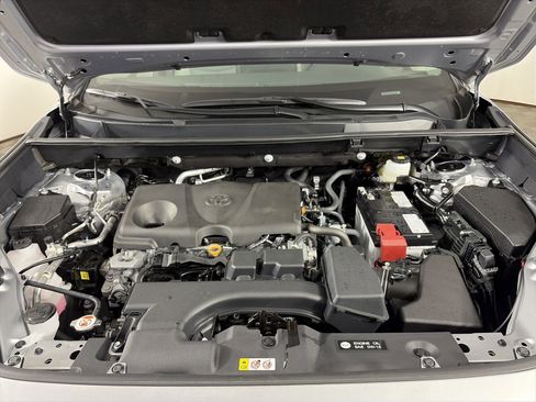 Used 2025 Toyota RAV4 XLE Premium image 50