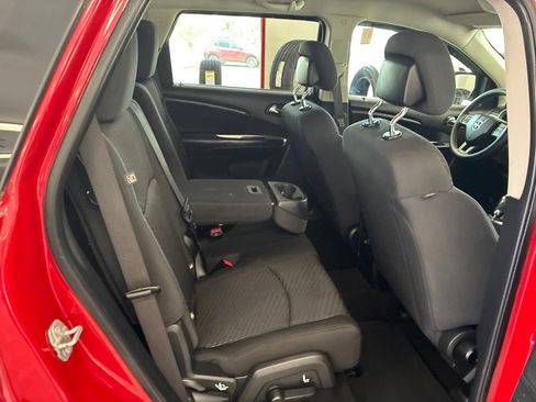 Used 2018 Dodge Journey SE FWD image 22