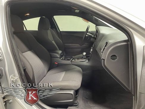 Used 2023 Dodge Charger SXT w/ Blacktop Package image 21