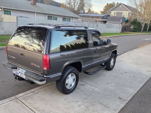 Used 1992 GMC Yukon 4WD 2-Door image 5