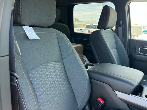 New 2026 RAM 3500 Big Horn AWD/4WD image 18