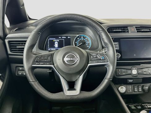 Used 2023 Nissan Leaf SV Plus FWD image 18
