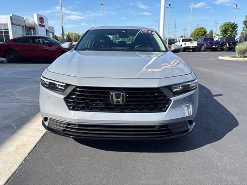 Used 2023 Honda Accord EX-L image 8