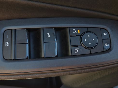 New 2026 Nissan Sentra SV w/ Floor Mat Package FWD image 32