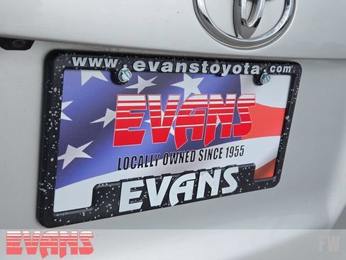 Used 2015 Toyota RAV4 LE FWD image 28