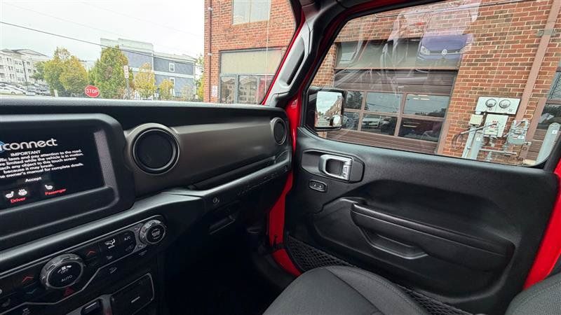 Used 2021 Jeep Wrangler 4WD Unlimited Sport image 33