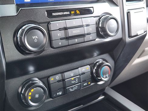 Used 2019 Ford F150 XL w/ Equipment Group 101A Mid image 20