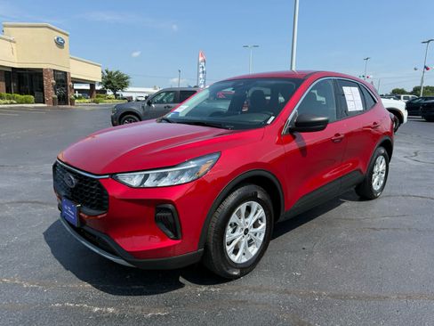 Certified 2023 Ford Escape Active AWD/4WD image 24